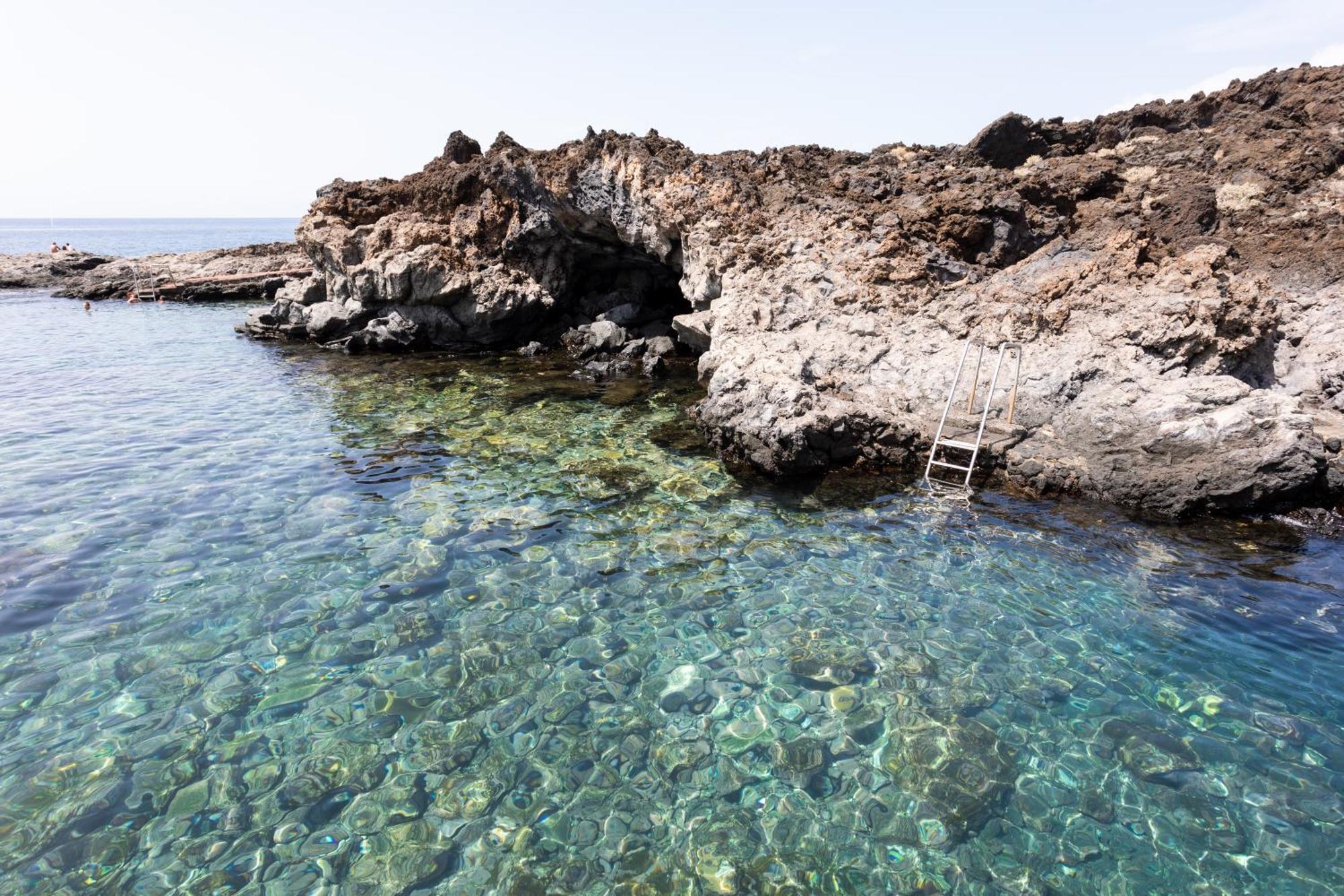 Charming Apartment & Diving La Restinga Bagian luar foto